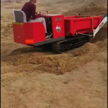 履带式运输车，小型搬运车，自走式爬山虎自卸车