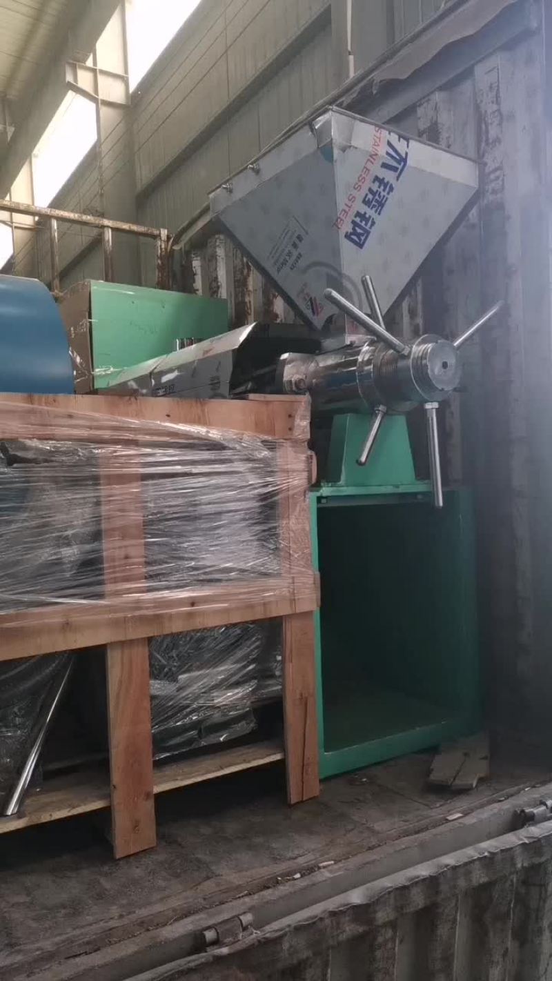三友机械全套榨油机设备发往定边，自动化程度高一人即可操作