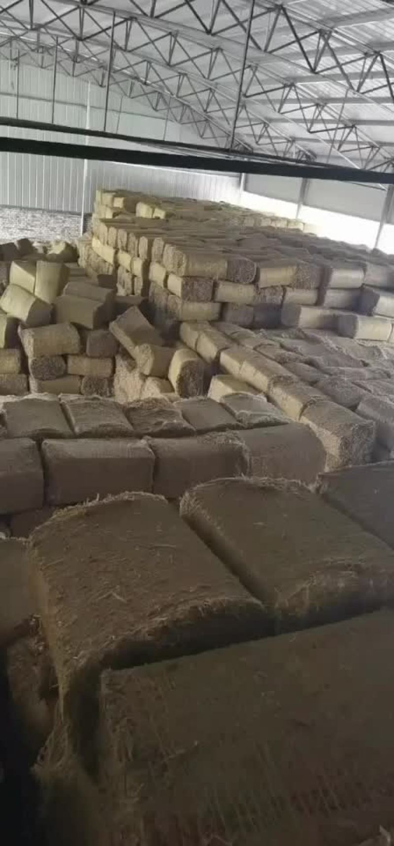 大量出售秸秆草