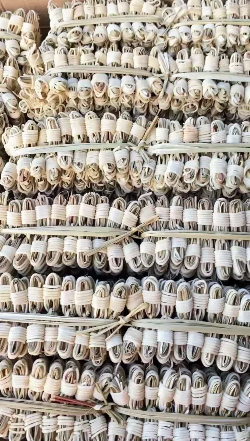灯心草一扎400个纯手工一手货源零售批发量大从优