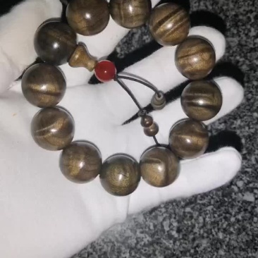 金丝楠阴沉木手串2.0满水波，金丝爆满，香味浓郁