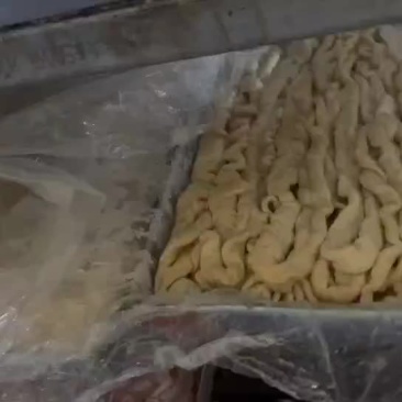 标猪无水熟肥肠预煮肥肠，七分熟，肥猪标猪