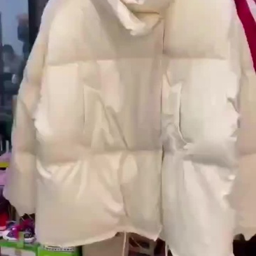 精品女装棉服150件左右