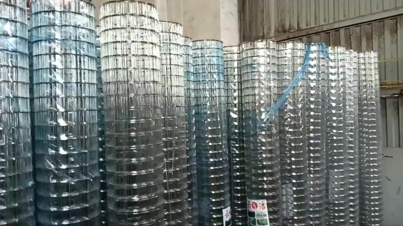 镀锌铁丝网、高级农业公司、常用围拦、做底、基房等等