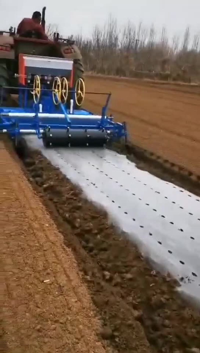 起垄机