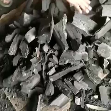 老挝工业木炭