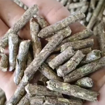 大量出售新花生秧颗粒
