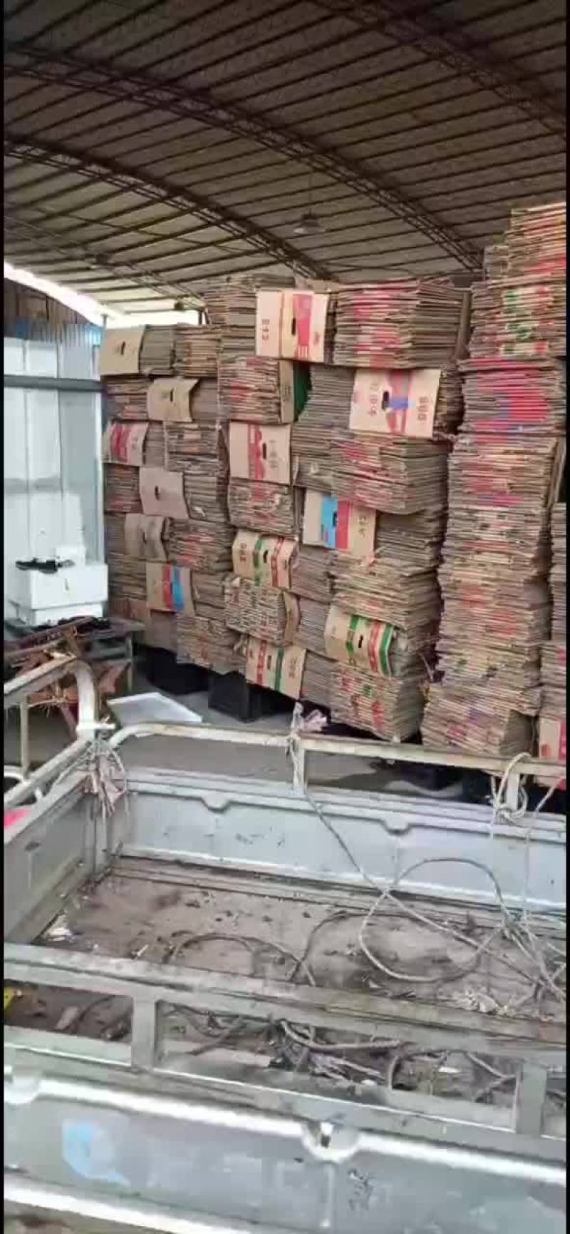 鱼台朋辉精品二手香蕉箱子大量供应