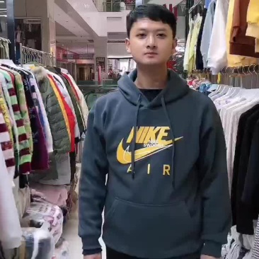 潮牌加绒加厚卫衣，三标齐全，带防伪码，可扫码
