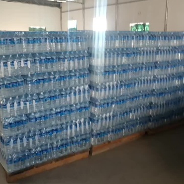 矿泉水