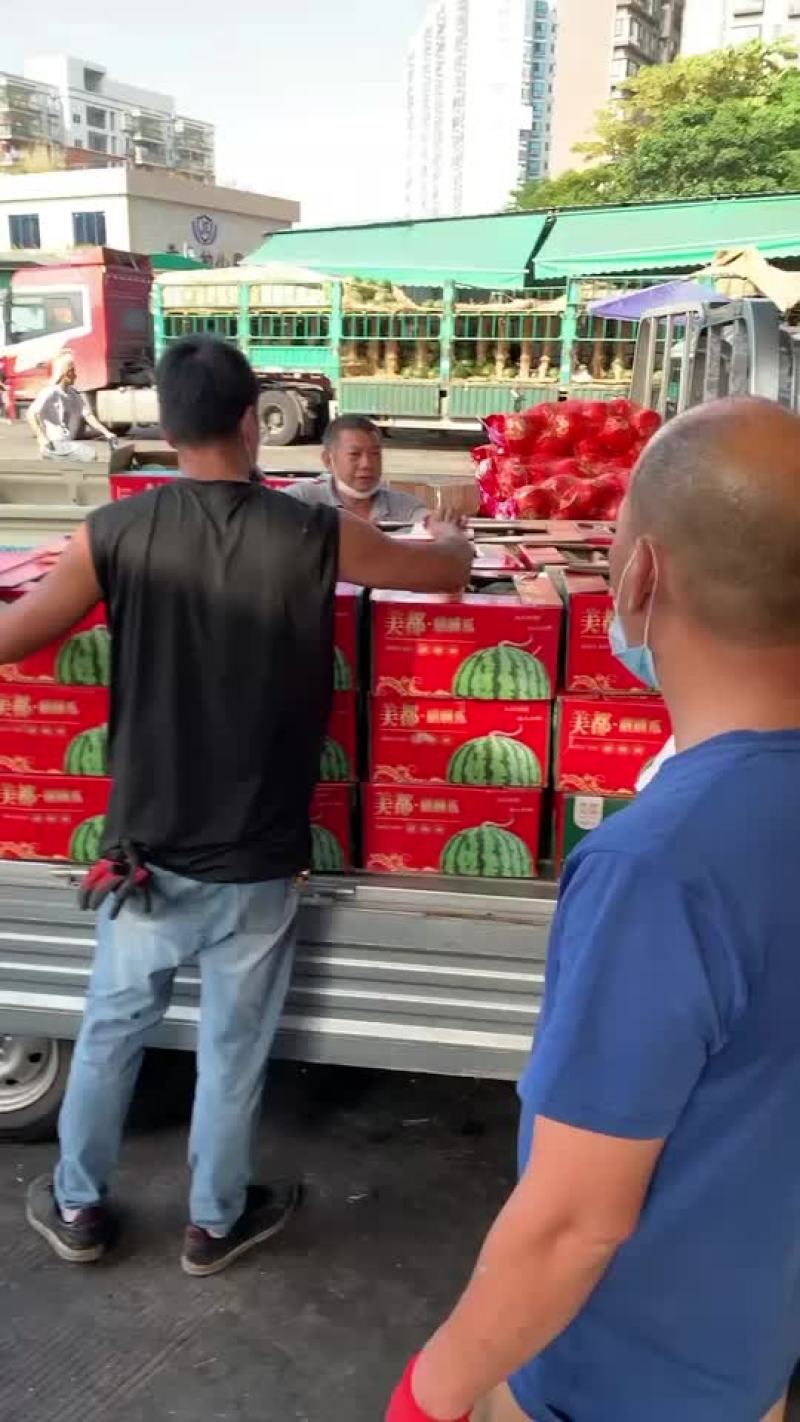西瓜，美都，甜王，大棚西瓜，甘美，压砂瓜