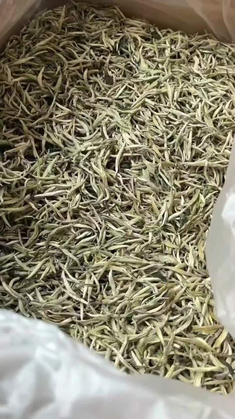 白毫银针15kg一箱品质好销量好香气浓郁清新