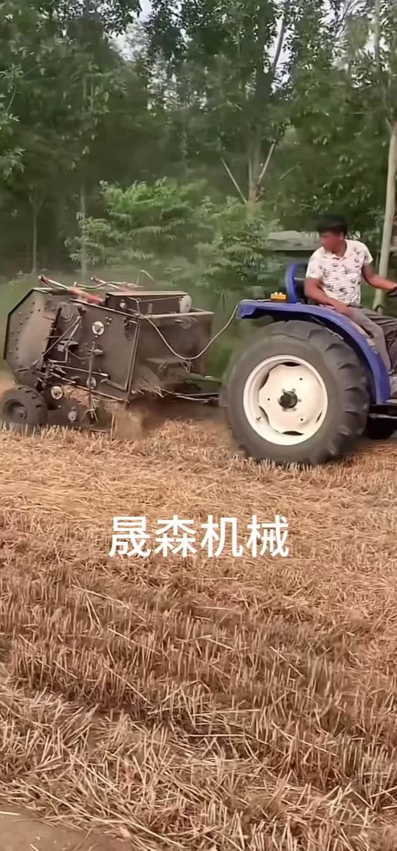 捡拾打捆机