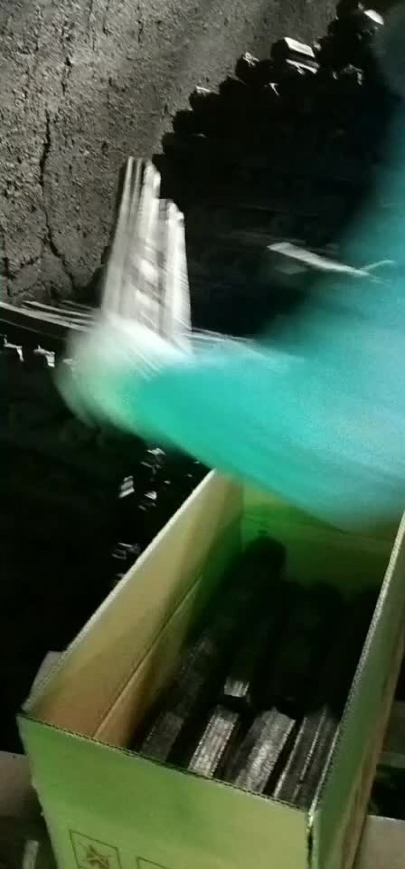 开封机智木炭厂家直销花生壳锯末空心炭大量供应批发免费寄样