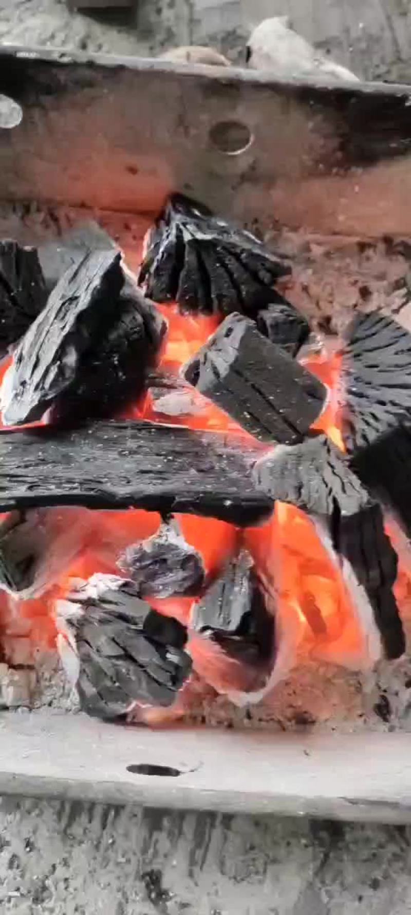 四方包，纯荔枝木炭，批发，价格优惠，欢迎订购