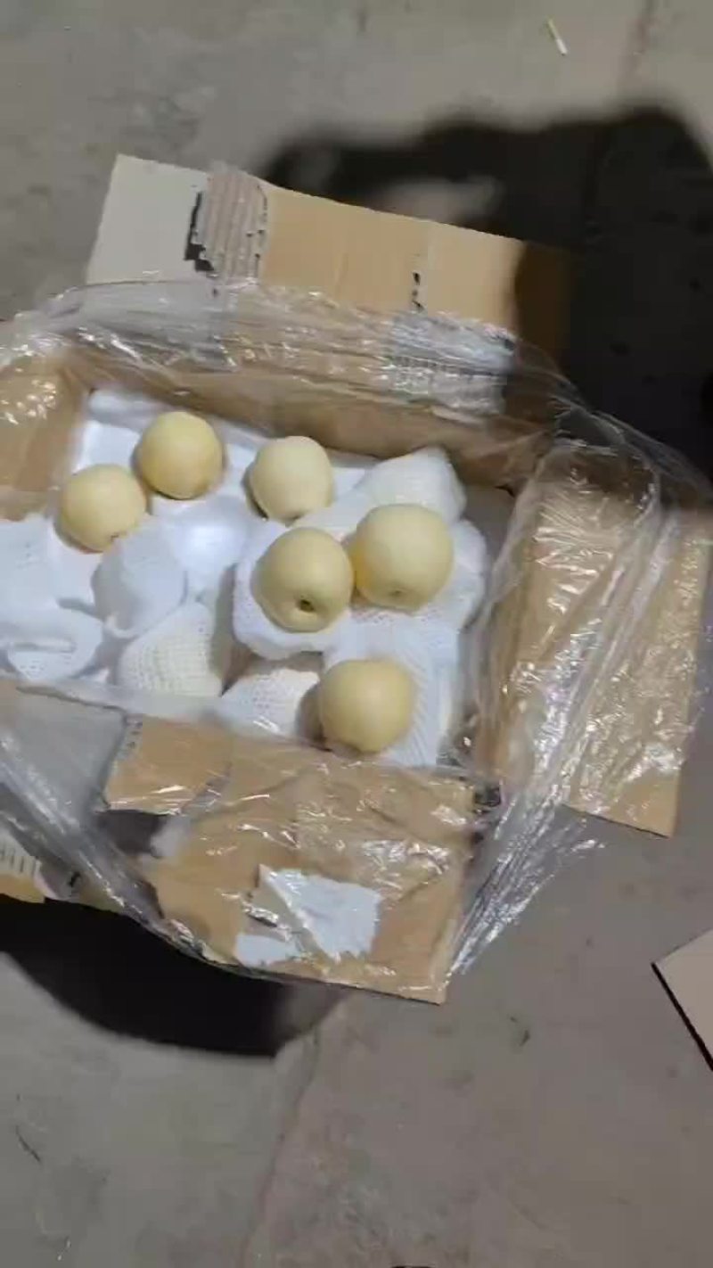 过手皇冠梨