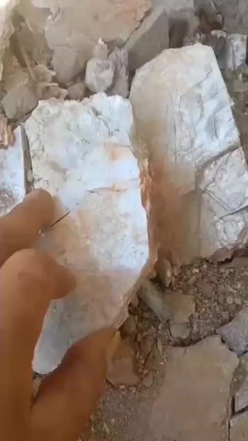 白云母矿