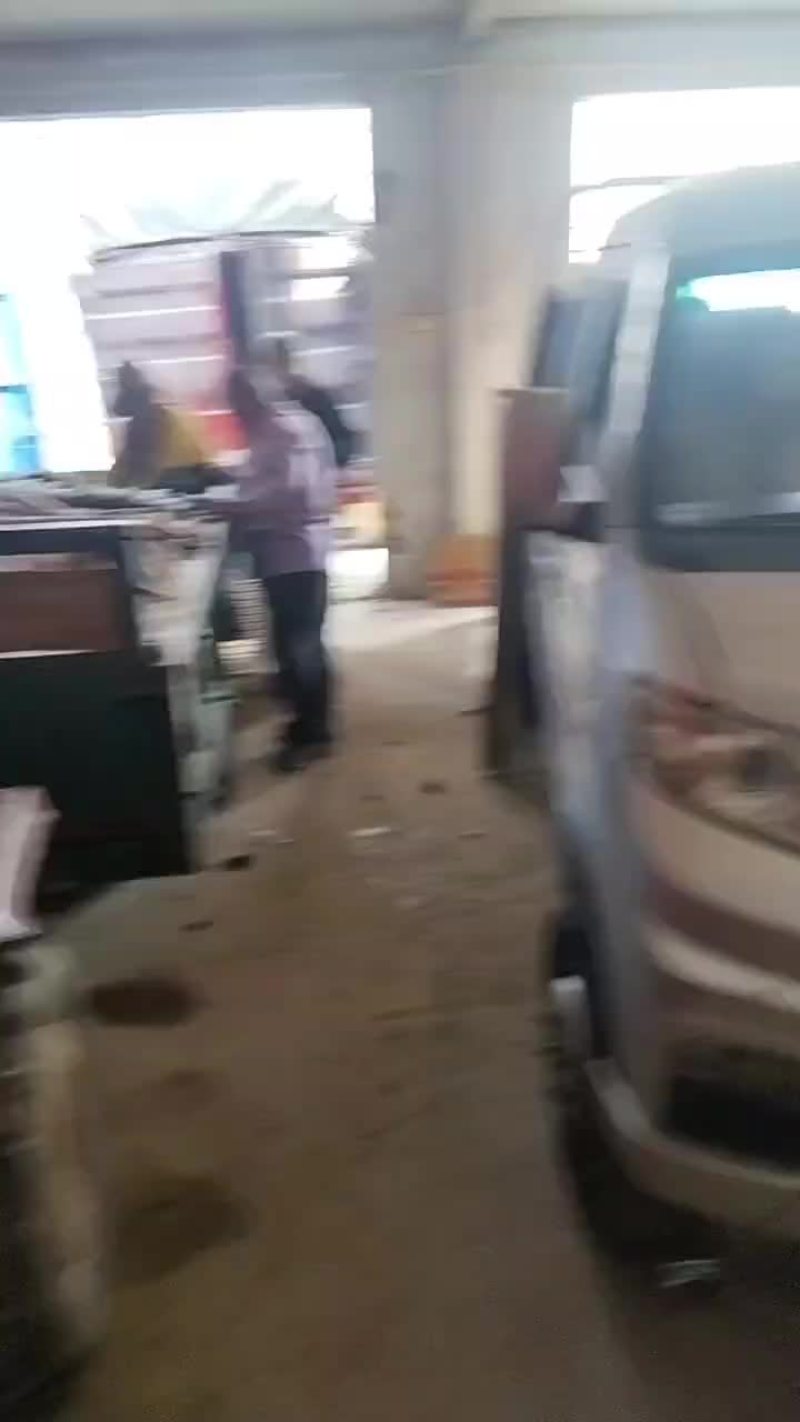 芝麻洼镇黄瓜大丰收