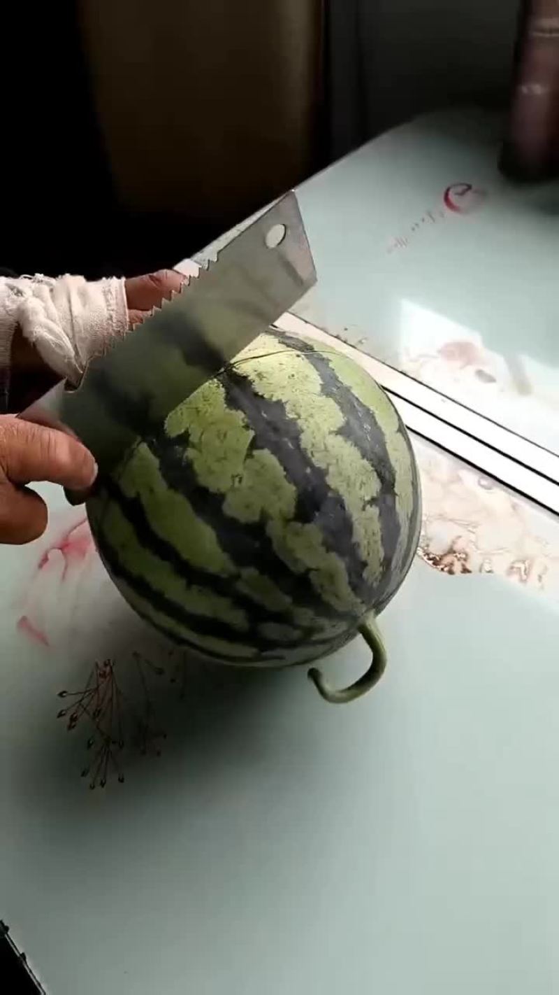 头茬无籽麒麟密度超高口感超甜