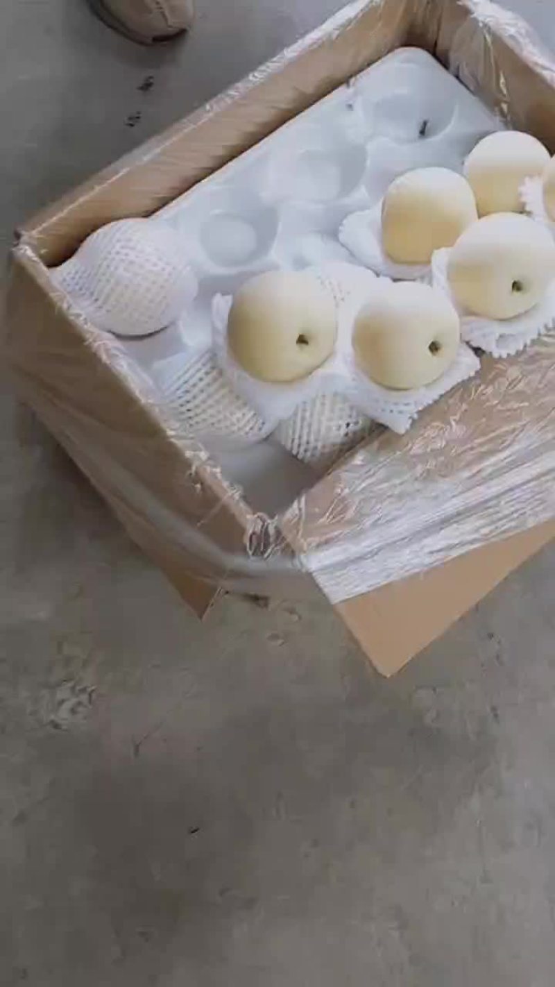 黄冠梨果面干净皮薄肉厚质量很好
