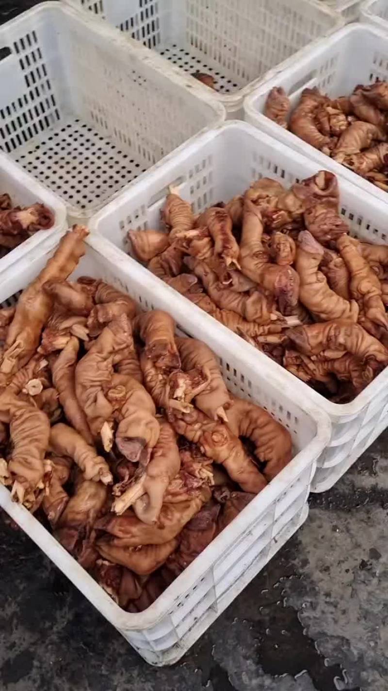 精品五香牛肉，肉质紧实，批发价欢迎选购