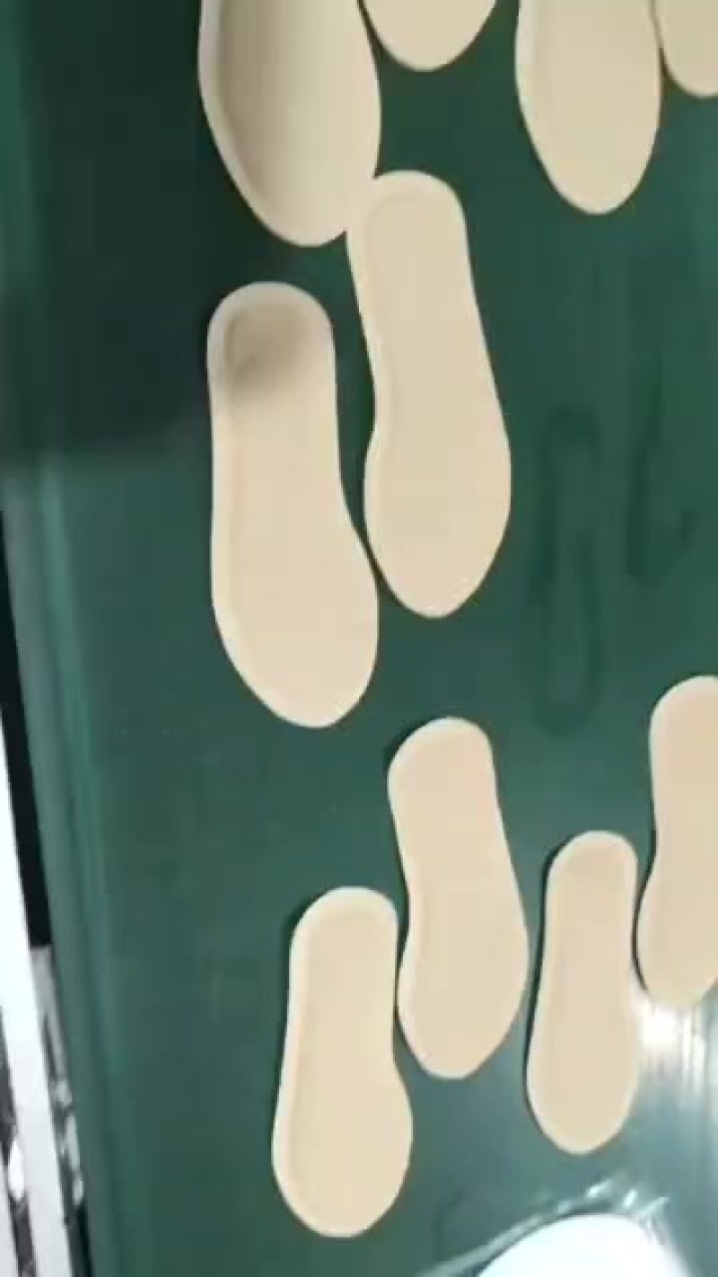 鞋垫发热鞋垫艾草抑菌鞋垫