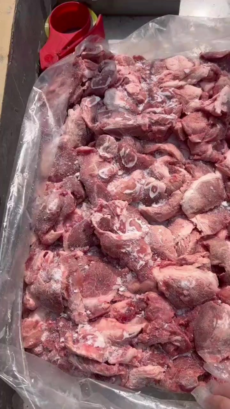 大块精碎肉，20kg一件，山东临沂发货，支持样品，支持看