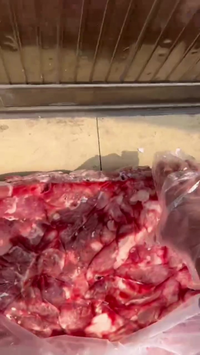 大块精碎肉，20kg一件，山东临沂发货，支持样品，支持看