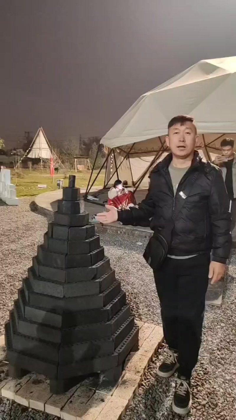 旺火。炭火。烧烤碳。家用。民用。婚庆。过年。等等