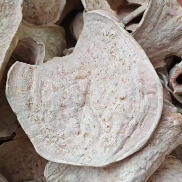 去皮红心地瓜干，红薯干，西瓜红切片，批发