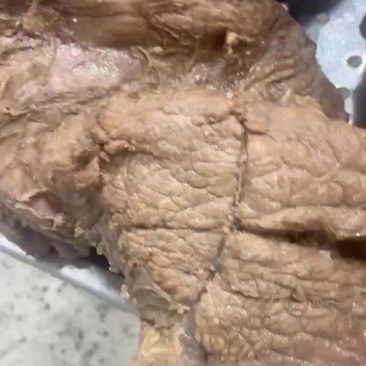 酱牛肉，没有添加剂纯干，五香味，精修去油。