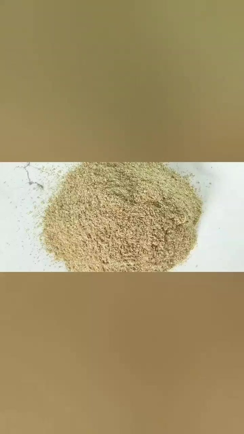 小米糠：蛋白5-6，脂肪5，纤维6‌小米糠是一种饲料原料