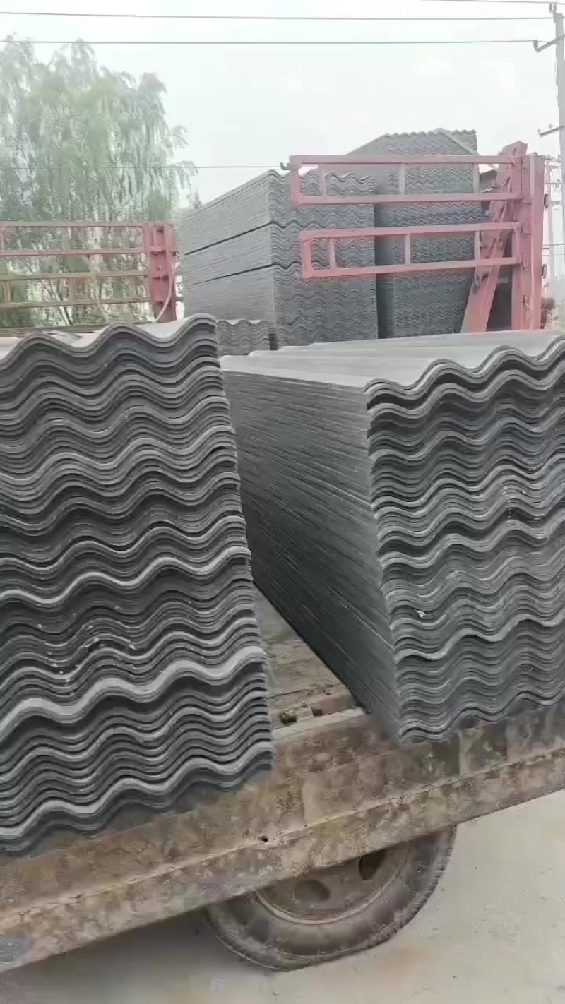 聊城石棉瓦工厂直销，各种规格型号都有支持工厂，工地，商铺