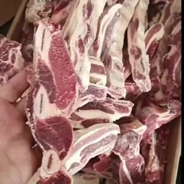四肋牛排切块