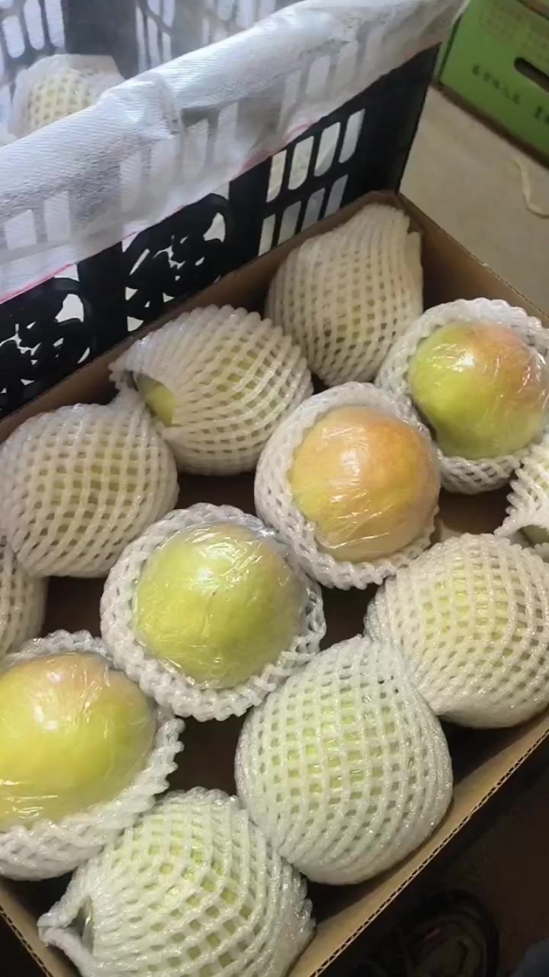 玉露香梨自产自销，口感好，糖分高，果面好价格优惠