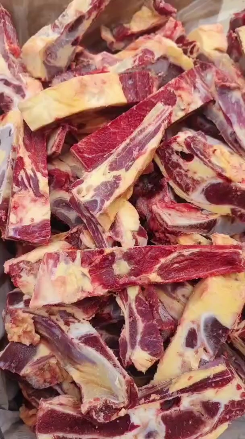 黄油牛小排切块现场实拍，最新日期山东腾惠更多客户的选择