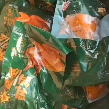脆皮乳鸽实拍