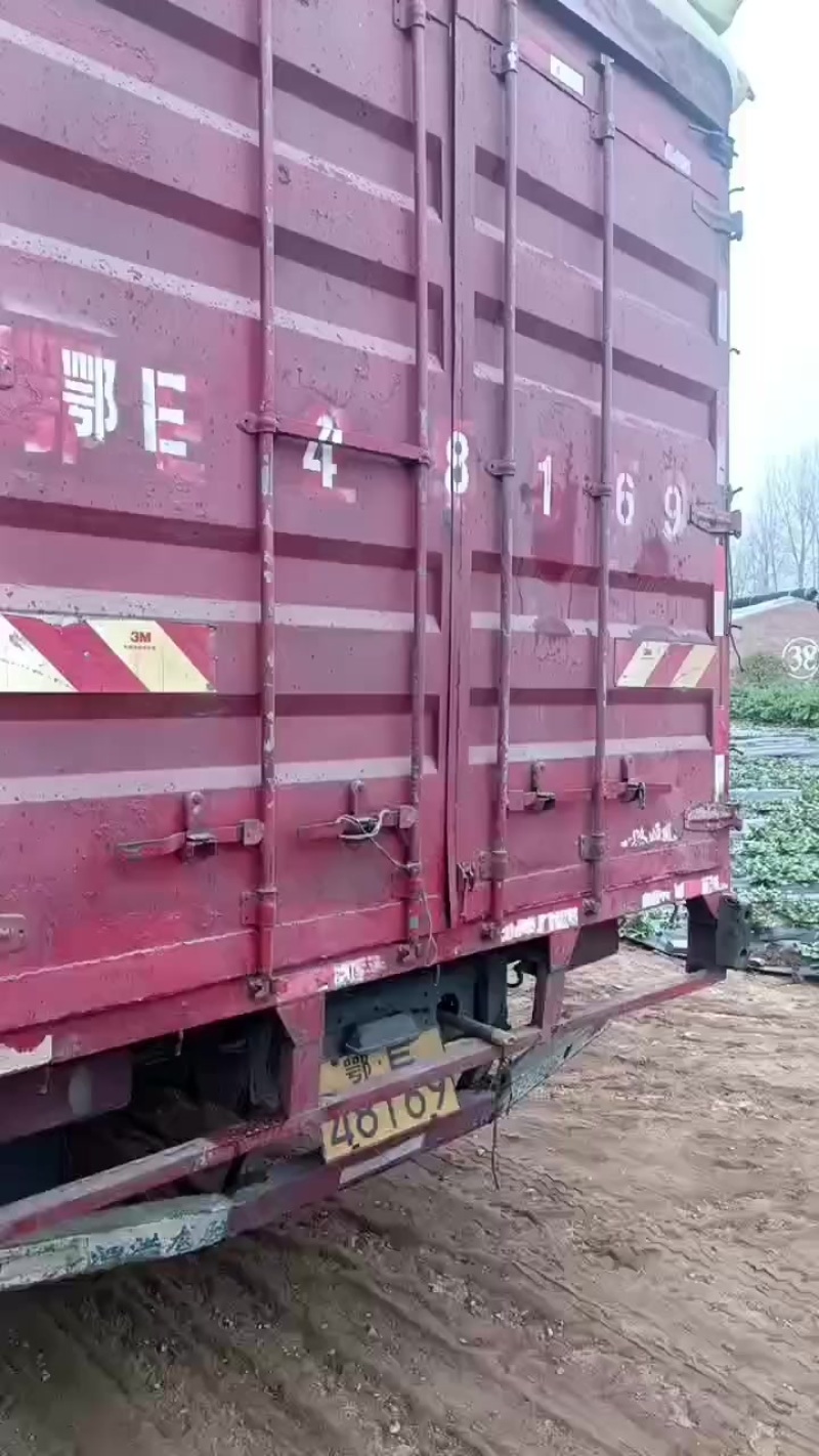早上好！压缩稻壳发宜昌卸货中！