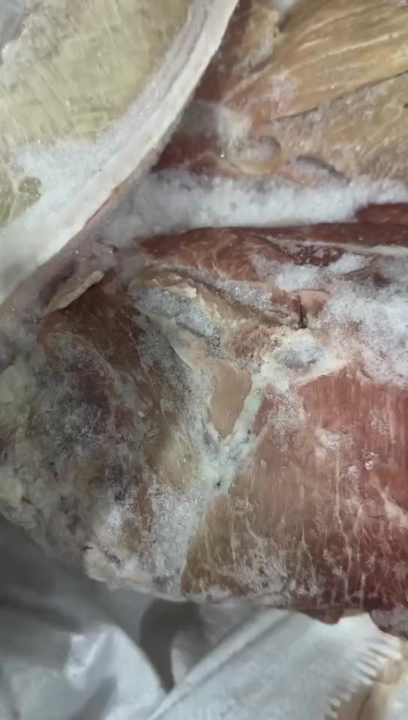 前后带皮五花肉