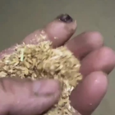 2.5筛糠有现货。