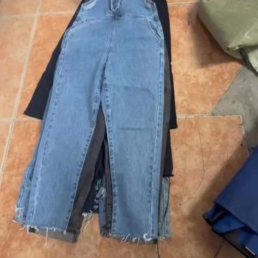实体店倒闭牛仔裤杂款便宜处理300左右5.5具体点数