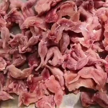 鹌鹑腿