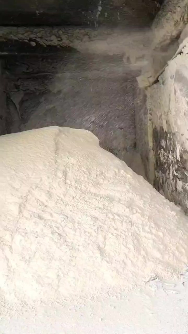 干爽豆渣，细腻松散。蛋白高，水分低，你需要的请联系
