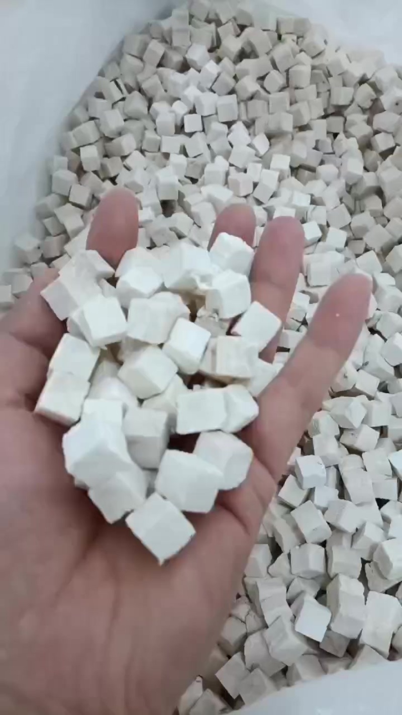 茯苓中心丁，