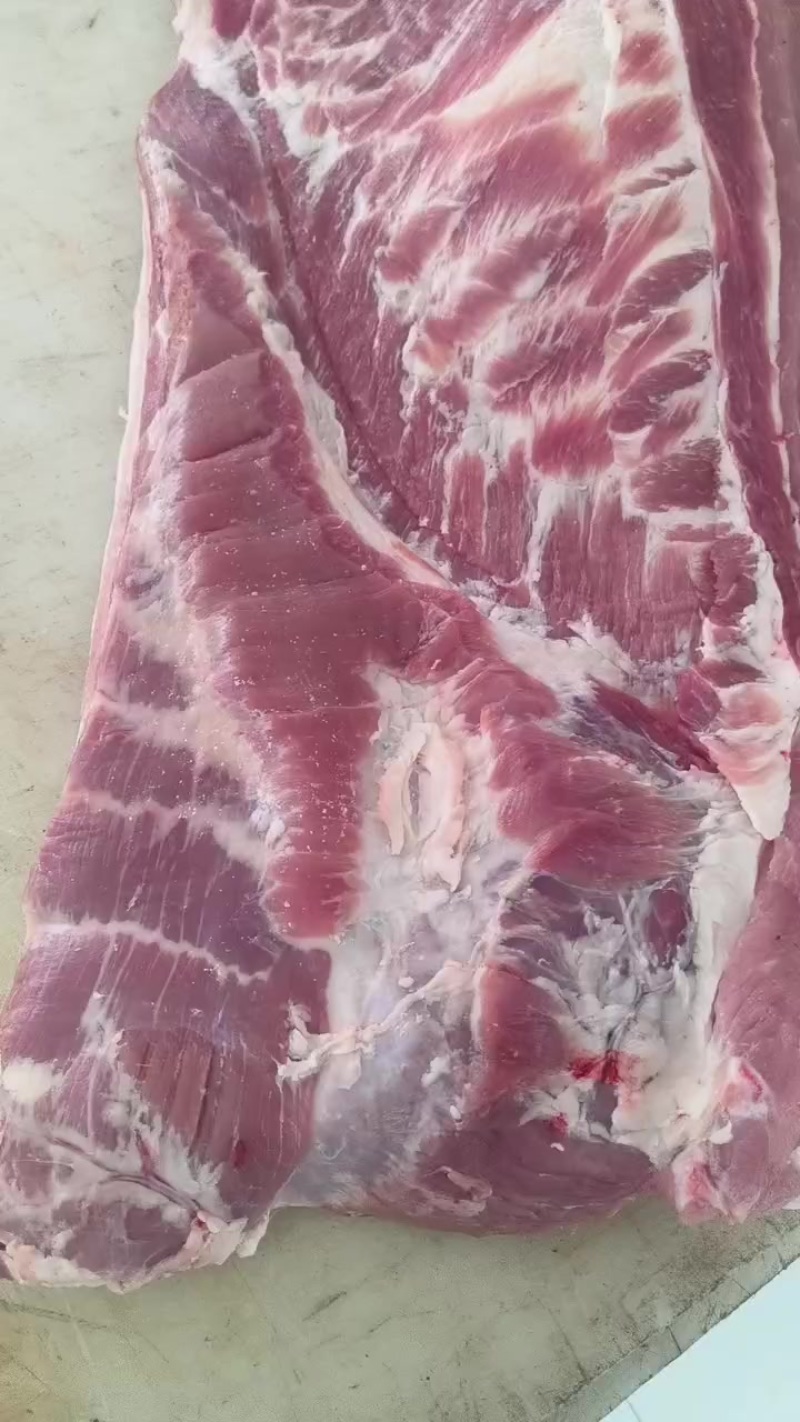 生源肉品加工厂（厂家直销）五花肉特价！排骨，前腿后腿猪肉