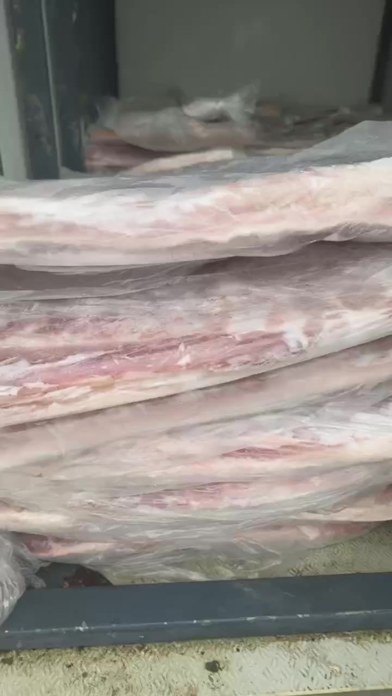 生源肉品加工厂（厂家直销）五花肉特价！排骨，前腿后腿猪肉