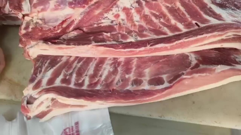 生源肉品加工厂（厂家直销）五花肉特价！排骨，前腿后腿猪肉