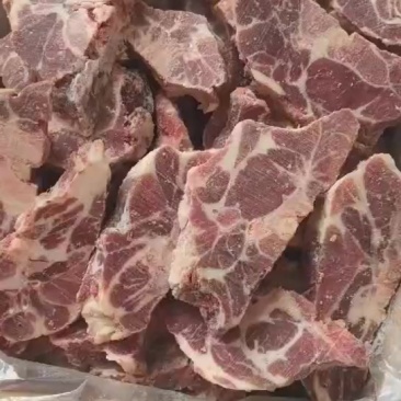 满肉颈骨