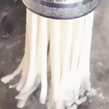 现压纯手工鲜土豆粉条