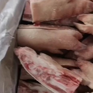 猪蹄劈半猪蹄，烤猪蹄专用，一级的